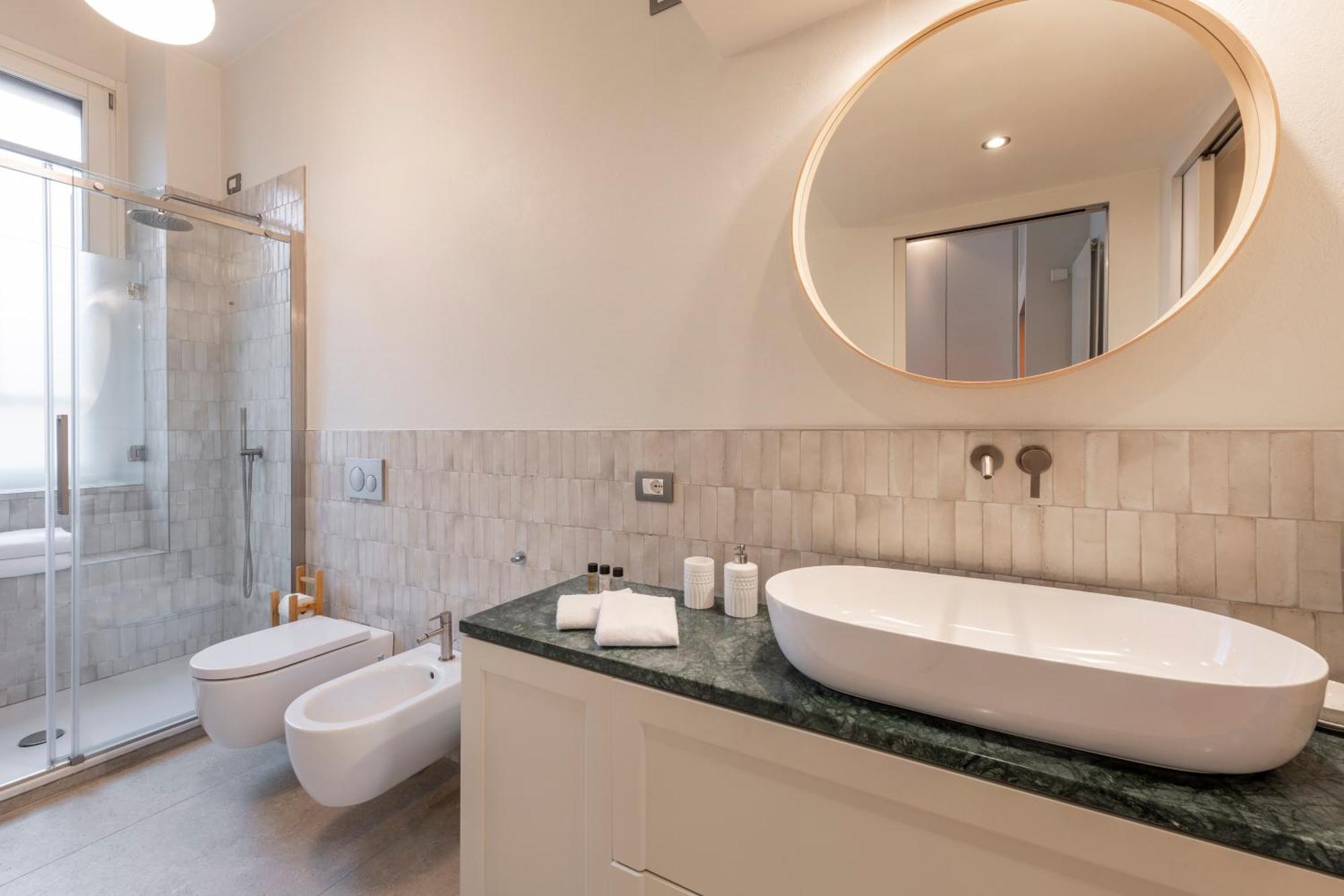 Sempione, 51 Ampio E Luminoso Apartment Milan Bagian luar foto